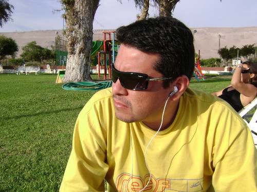 Trabajador, fanatico del futbol, tenis y otros deportes en general, buen amigo, agradable y simpatico.