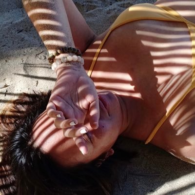 stopsstopping's profile picture. constantly distracted by side quests