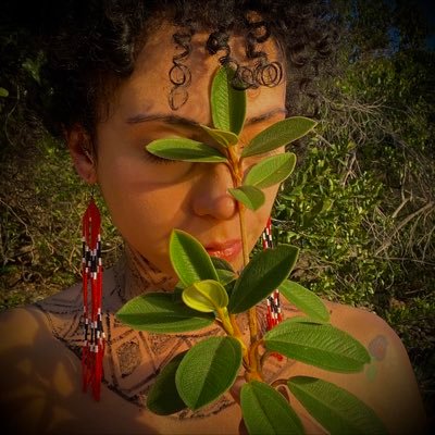 anahipoty_'s profile picture. 