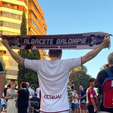 villaralex8's profile picture. Criminólogo 👣✍