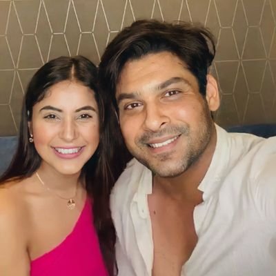 s_curls's profile picture. Love always..#SidharthShukla #ShehnaazGill #SidNaaz #SidHeart #Shehnaazian...added all as don't believe in limiting myself to tags..#onlylovetogive❤❤