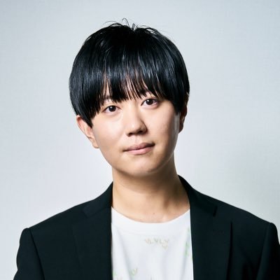 桐朋学園大学ピアノ科卒業。2018年にクラシック音楽業界の宣伝美術をメインに扱うデザイン事務所 TKD DESIGN OFFICEを設立し代表を務める。並びに株式会社タクティカート取締役及び他4社のデザイン顧問、アートディレクターを兼務。