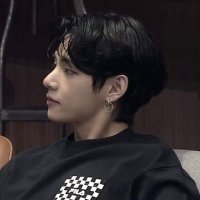 rey (@kth_d0ll) 's Twitter Profile