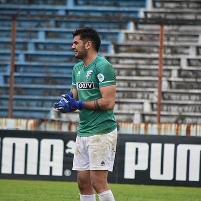 ▫️Futbolista Profesional | Hoy en @CACerro_oficial. Antes: Bella Vista, Danubio y Fénix. 
▫️Director técnico | Licencia A, B, C.
▫️Árbitro de fútbol