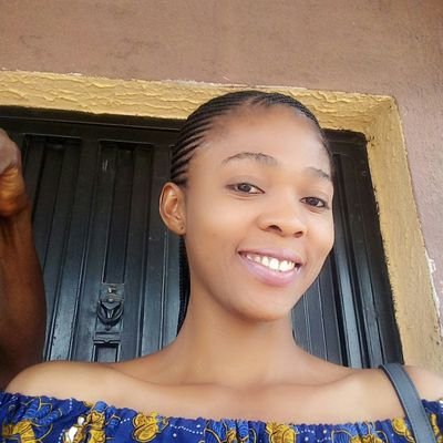 EdekiRoseline's profile picture. Teacher, easy-going and enthusiastic,