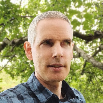 Freier Grafikdesigner und Skripter
https://t.co/4xKlu0mVgX https://t.co/DFWElscjp1 @rolanddreger@mastodon.social