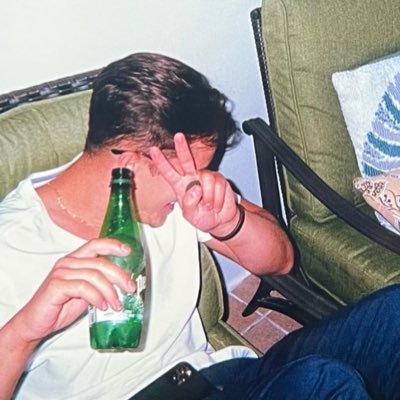 karystensantos's profile picture. 