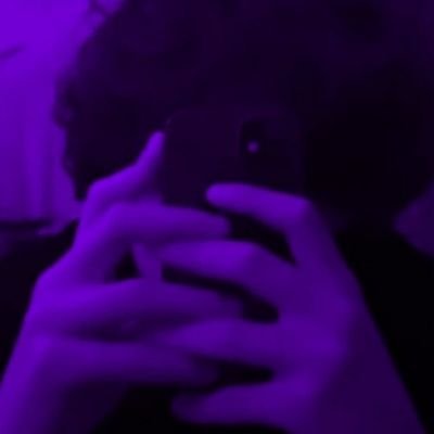 forget me nots🦋||👴🏻💘👵🏼||his priority🙃||farah cutie😊|| singul grannies(sgs)||dinosexual🦕||greenlivesmatter✊||vale's mom 🙇♀️|| #FazeIman||