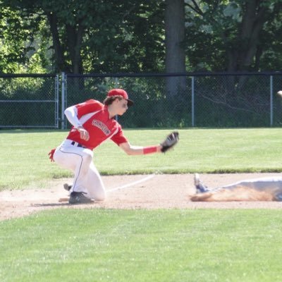 glc 18u|6’2 185lbs| @GriffsBaseball|3B