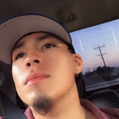 lopezcarlos571's profile picture. 