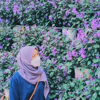 wawamohamad_'s profile picture. My life. Why compare yourself with others?