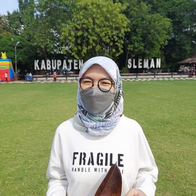 umriyaafini's profile picture. Aku tu bingung, pas paham ntar bingung lagi