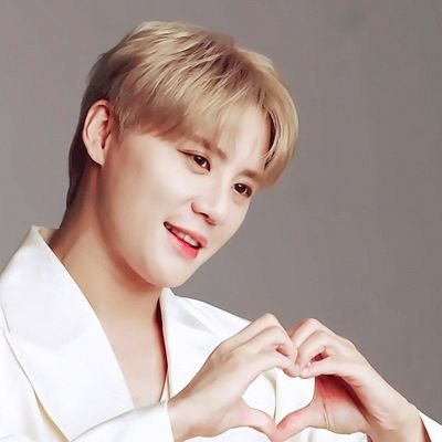 ⭐️ Only XIA ⭐️ 
그댄 내 삶의 이유 💗💗
샤큘 샤토드 샤엘 샤차르트 샤아더 holic 🍒🍒  
현생으로 바쁨 ㅠ  🥀🥀언감언순 할배당🥀🥀