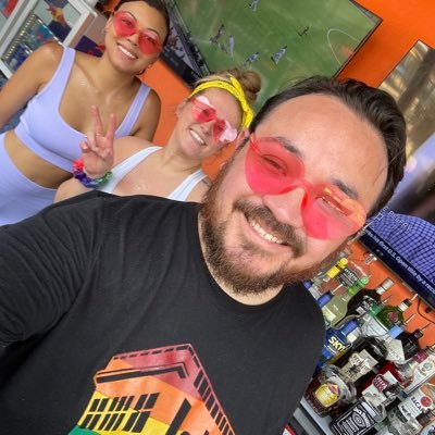 amurguia0119's profile picture. Homosexual menace 🏳️‍🌈 | Tapatio 🇲🇽 |   @mizzou 🐯 | @uchicago 🐦‍🔥 | Marketer | Event Planner | Bartender 🍸 | he/him