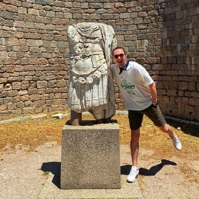 _erhansen_'s profile picture. @movenpickhotels @accor Patisserie Chef