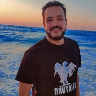 civil engineer(MET🎓🎩)
my only love zamalek❤Real Madrid⚽
glory for 20