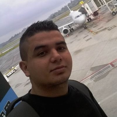 kvnduran_'s profile picture. Admin. de Empresas
UdeA ✌🏻
Rider 🚀