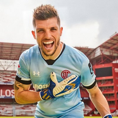 Brazilian Football Player 🇧🇷 Owner @volp1pro.mx Goalkeeper @tolucafc 🇲🇽 Media & Marketing @ligaagencia Tudo posso naquele que me fortalece. 🙌🏼 🙏🏼