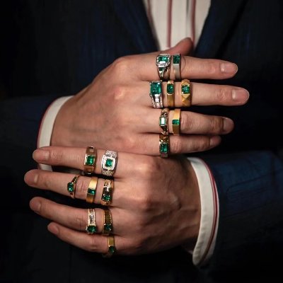 William7053's profile picture. 互fo💯💯💯分享珠宝💎美物，分享美食🍜🍚🍝🥟🌮🍱🍔美景