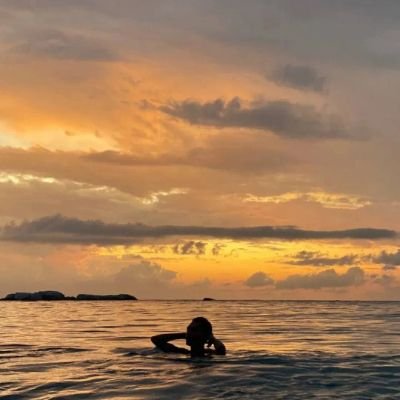 niqhwn's profile picture. 