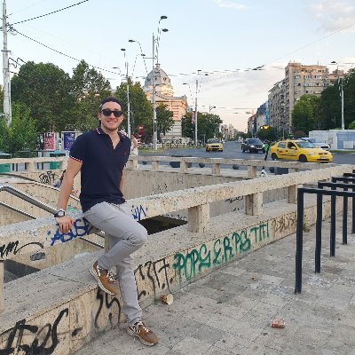 Spanish, based in Madrid. Into investing and financial markets. I tend to feel ignorant so everything I say should be taken with a grain of salt.