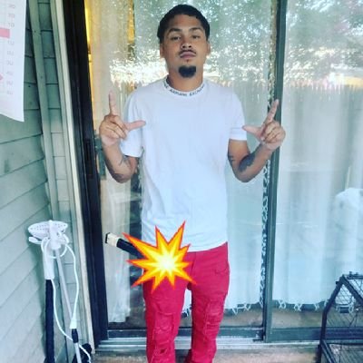 Pearl_Boss21's profile picture. Scared Money Dont make No Money 💰🔫 #FreeDewbaby