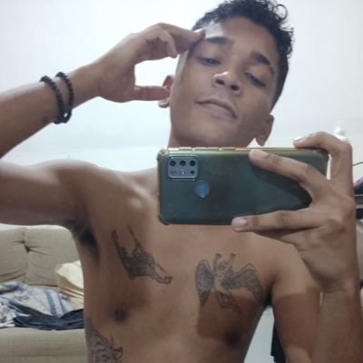 Taurino
Born in 97
Nem tudo é oq parece