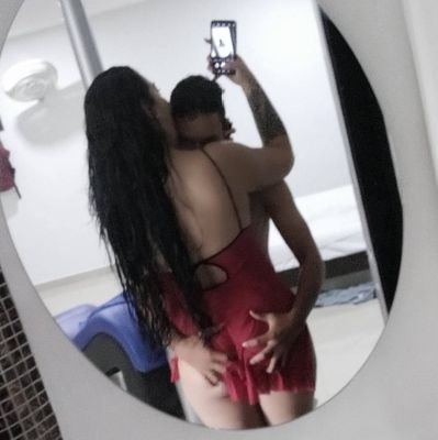 Somos una pareja SW, que busca conocer personas para disfrutar de este mundo.