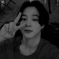 ❥︎ 𝑨𝒍𝒚 𝒍𝒗𝒔 𝑴𝒊𝒎𝒊 | ♡(@bxngtxnkim) 's Twitter Profile Photo