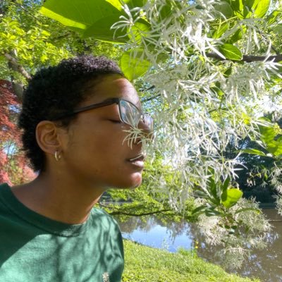 Horticulturist at the Missouri Botanical Garden | Botanist | Horticulturist | Educator | Photographer | Nature lover | Plant nerd | Texan.