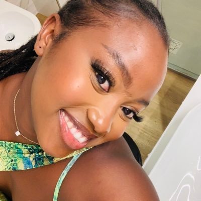 Senegalese babe 🇸🇳🌹 ✨✨. #passionnée de Makeup 💄 💋👄 IG : mxlle_top
