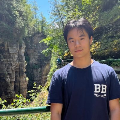 StephenDong13's profile picture. 🐻🐯👨‍💻🤖