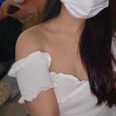 bominismybaby's profile picture. @yewband