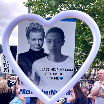 LucyQ1994's profile picture. I am only here for
 #JusticeForNoahDonohoe 
#justicefornoahtruthforfiona
#NoahsArmy💙⚡️