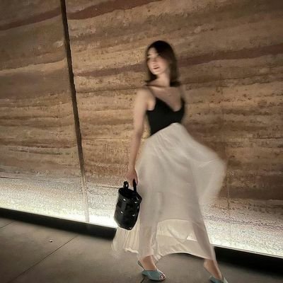like me soalnya kalau like u ga bakal di like balik