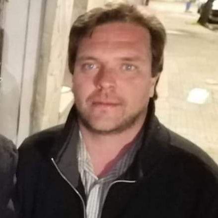 Alexrupp22's profile picture. Uruguayo. Periodista. Cantante y compositor. Hincha de Nacional