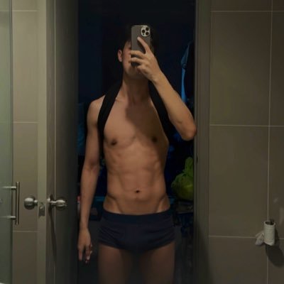 Etsxz4975's profile picture. 