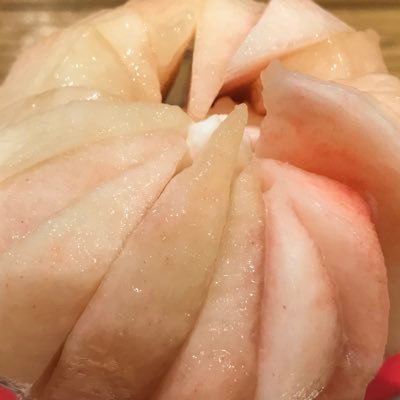 滋賀県人。クッピーラムネが無類の好物。