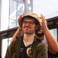 Marin (@sailordut) 's Twitter Profile