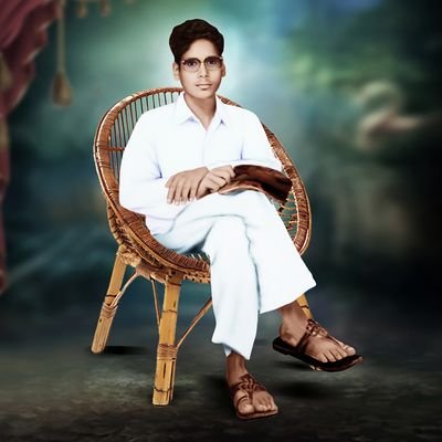 ఇష్టం నా కుటుంబంమంటే 👨‍👩‍👧‍👦 ఇష్టం #PawanKalyan అంటే✊ఎప్పుడు రుణపడి ఉండేది అమ్మ నాన్న కు♥️నా జీవితంలో ఉన్న ఏకైక లోటు...! నాన్న , అక్క , పెద్ద అన్నయ్య...