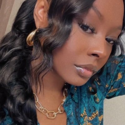 BriannaDanyale_'s profile picture. I wear pearl for my granny❤️