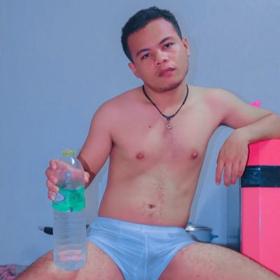 Winner_xml's profile picture. ชอบถ่ายเซ็กซี่ หาคนใจดีมาถ่ายด้วย แถวชัยภูมิ  ติดตามแล้วทักมา ข้อความไม่ขึ้น