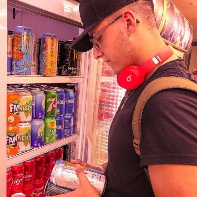 IwanMrtnz's profile picture. R❤️
• Artista de España, Barcelona
• Contacto | iwanmrtnz@gmail.com
