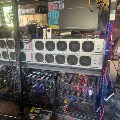 Poker366's profile picture. 