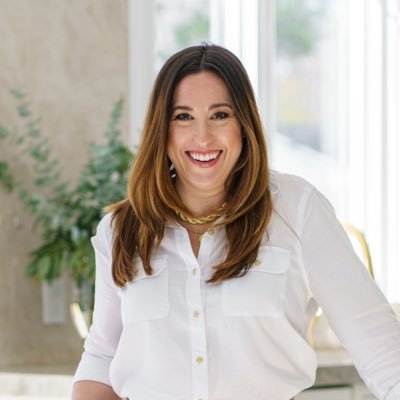Elevating your living space and headspace by design. Cert. Design Psychology + Feng Shui Specialist. Ft in Forbes, HGTV, MyDomaine & more