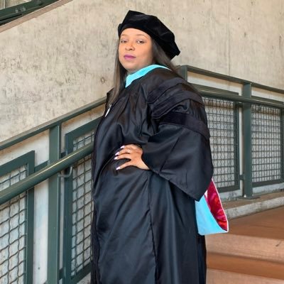 PrincipalNesha's profile picture. 🙋🏽‍♀️ My Thoughts👩🏽‍💼Principal 👩🏽‍💻DissertationDefended🎓Doctor💜 Proverbs 31:10-31 🙏🏽 CurlyGal 💕Seattle ✈️Texas Gal 💙💚 GO HAWKS
