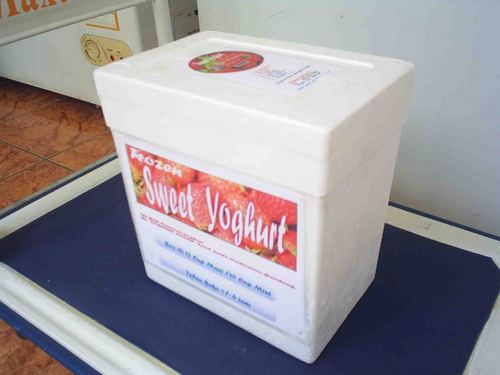 Parcel Sweet Yoghurt adalah Hard Ice Cream, dari Yoghurt House sejak 2004. Enak,Legit & Segar. Oleh-2 BDG. Call :0812-204-1949. http://t.co/Rk7ZfS11rz :)