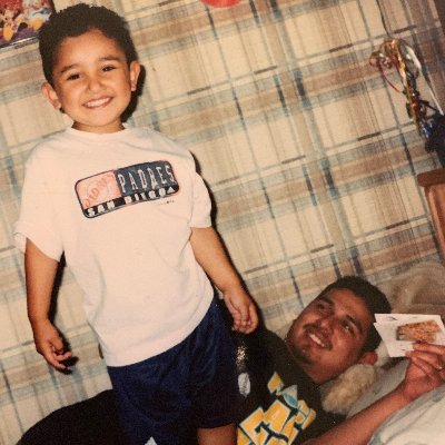 theofficialceez's profile picture. just vibin