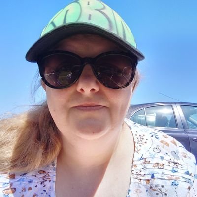 LucieLuciehare's profile picture. yasssss