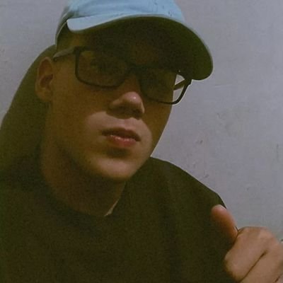 Rafael831431031's profile picture. dds
17y
apanhei demais, mas vai ver como eles ficou depois da briga!